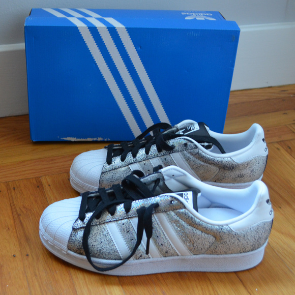 LAST ONE‼️ ADIDAS Originals Superstar Sneakers - Picture 6 of 6